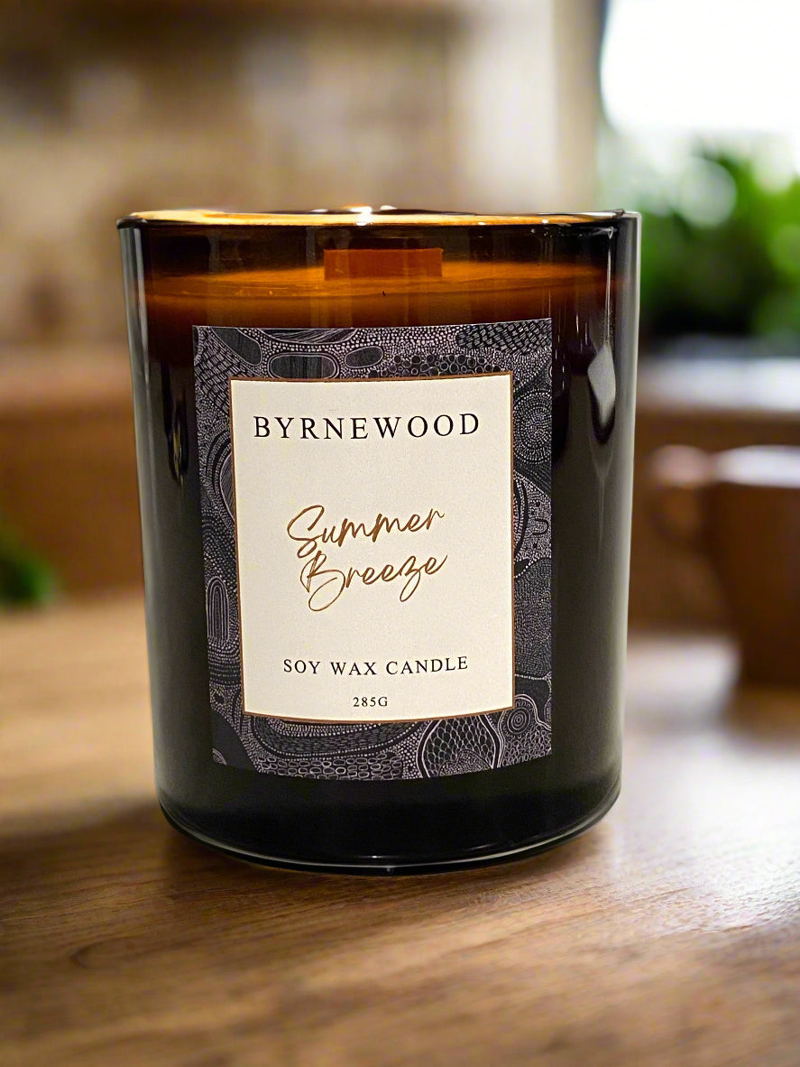 Byrnewood Summer Breeze handcrafted scented soy wax candle with a wood wick, poured into a large 285g luxury glass vessel – made on the Gold Coast, Australia for an eco-friendly, clean-burning, and beautifully fragranced experience.