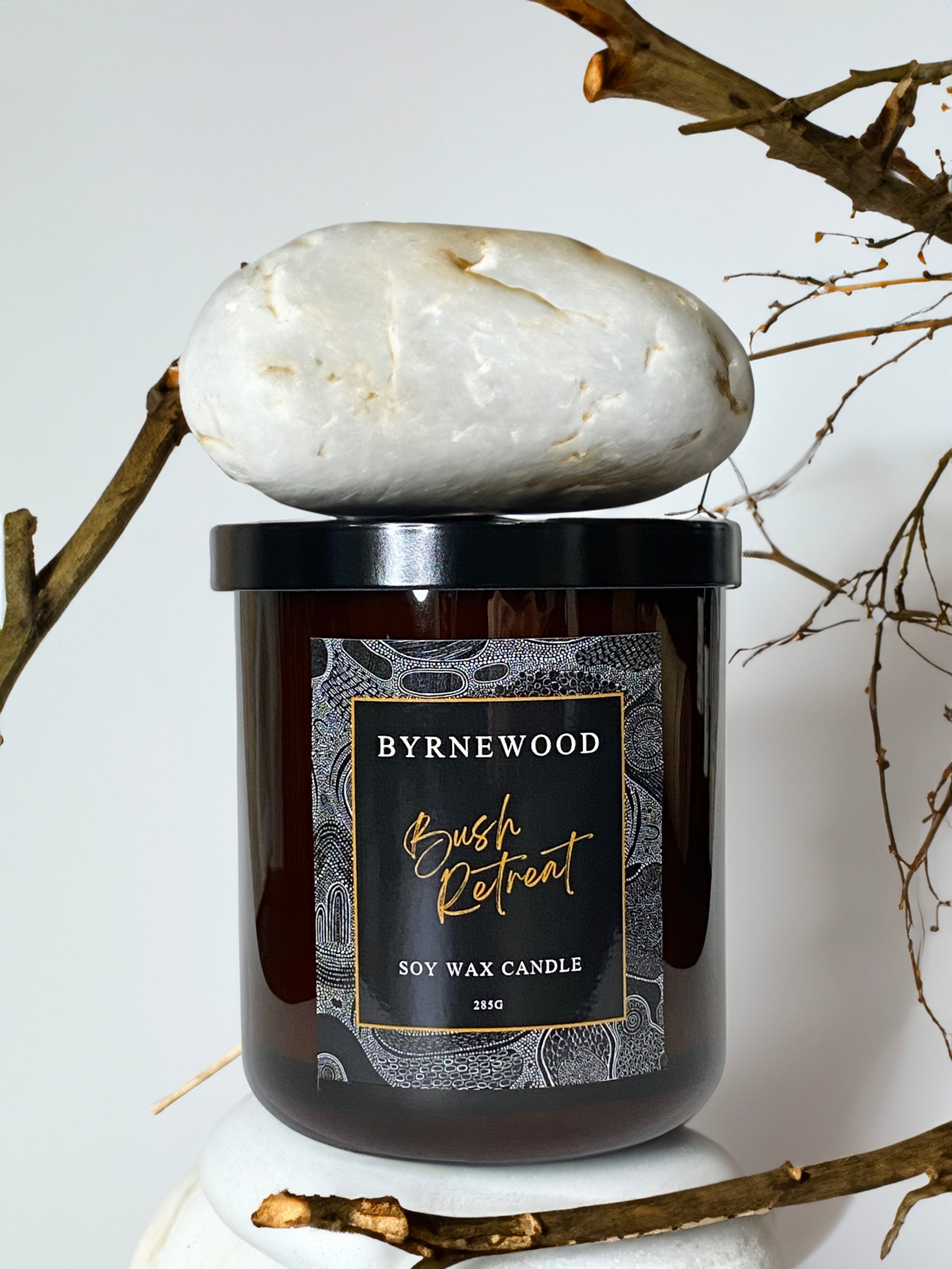 Byrnewood Bush Retreat Candle handcrafted scented soy wax candle with a wood wick, poured into a large 285g luxury glass vessel – made on the Gold Coast, Australia for an eco-friendly, clean-burning, and beautifully fragranced experience.
