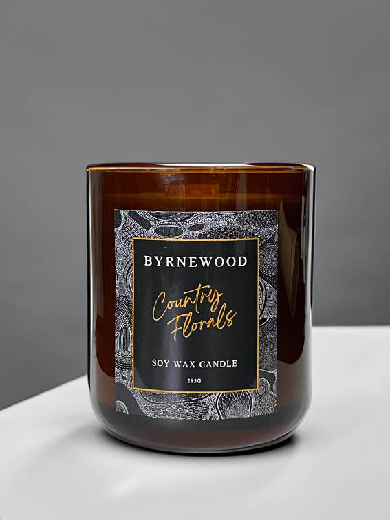 Byrnewood handcrafted scented soy wax candle with a wood wick, poured into a large 285g luxury glass vessel – made on the Gold Coast, Australia for an eco-friendly, clean-burning, and beautifully fragranced experience.