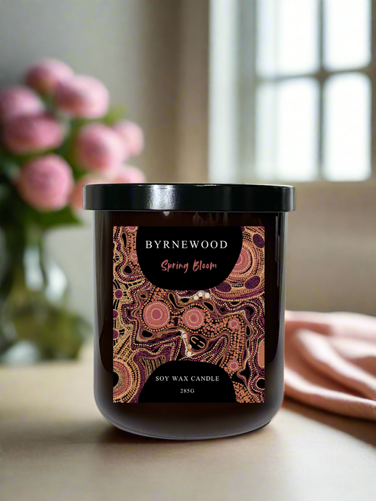 Byrnewood handcrafted scented soy wax candle with a wood wick, poured into a large 285g luxury glass vessel – made on the Gold Coast, Australia for an eco-friendly, clean-burning, and beautifully fragranced experience.